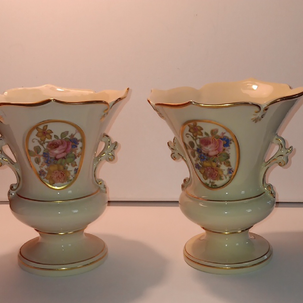 1930s Tebor Crownford Elegant Cream and Gold Floral Vase Set